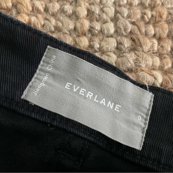 [ ❌ SOLD ] Everlane Black Utility Barrel Pants - Regular (0) - Picture 11 of 12